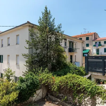 Studio Apartment Home Daire