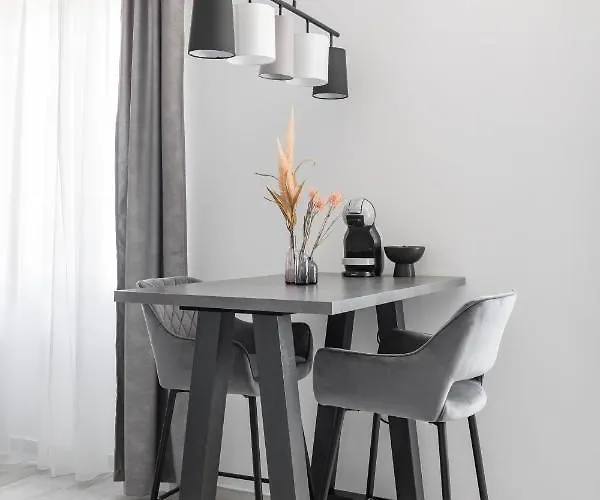 Studio Apartment Home * سبليت